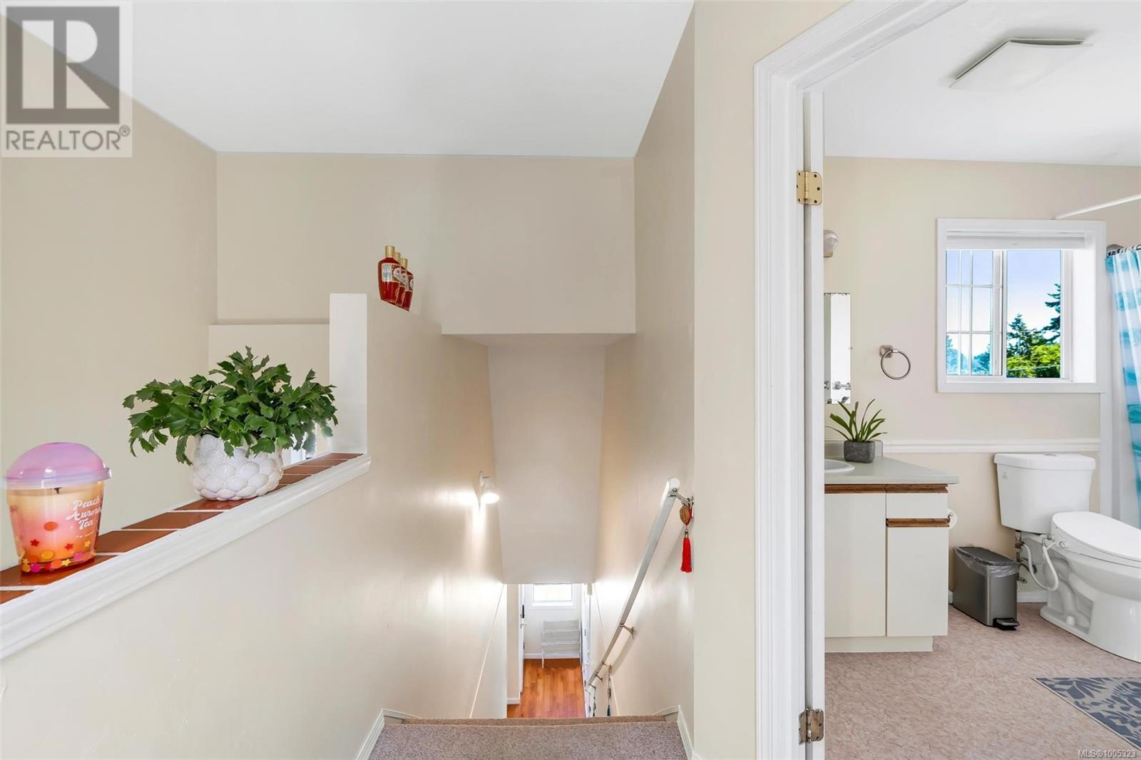  6520 Country Road, Sooke