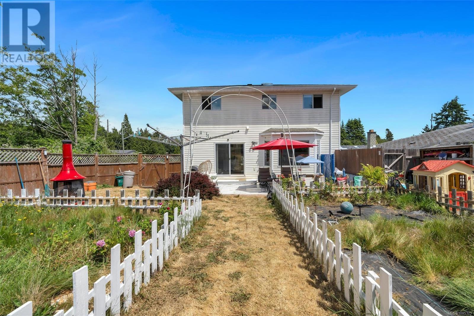  6520 Country Road, Sooke