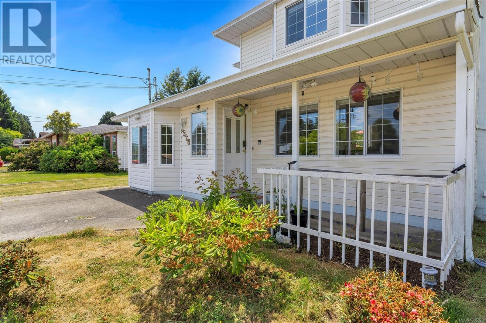  6520 Country Road, Sooke