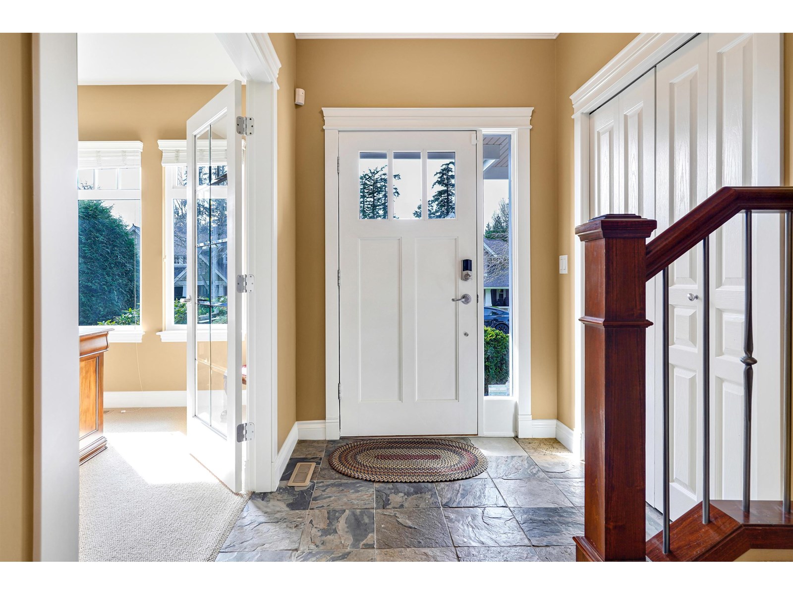 Photo 2 of 2052 128 A Street, Surrey BC