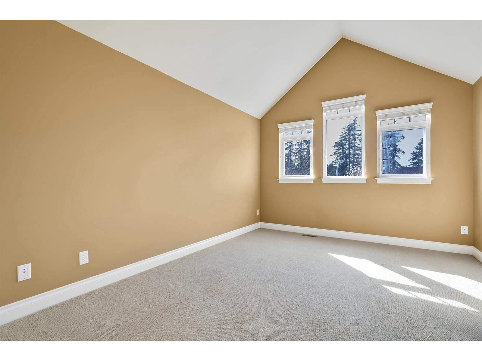 Photo 27 of 2052 128 A Street, Surrey BC