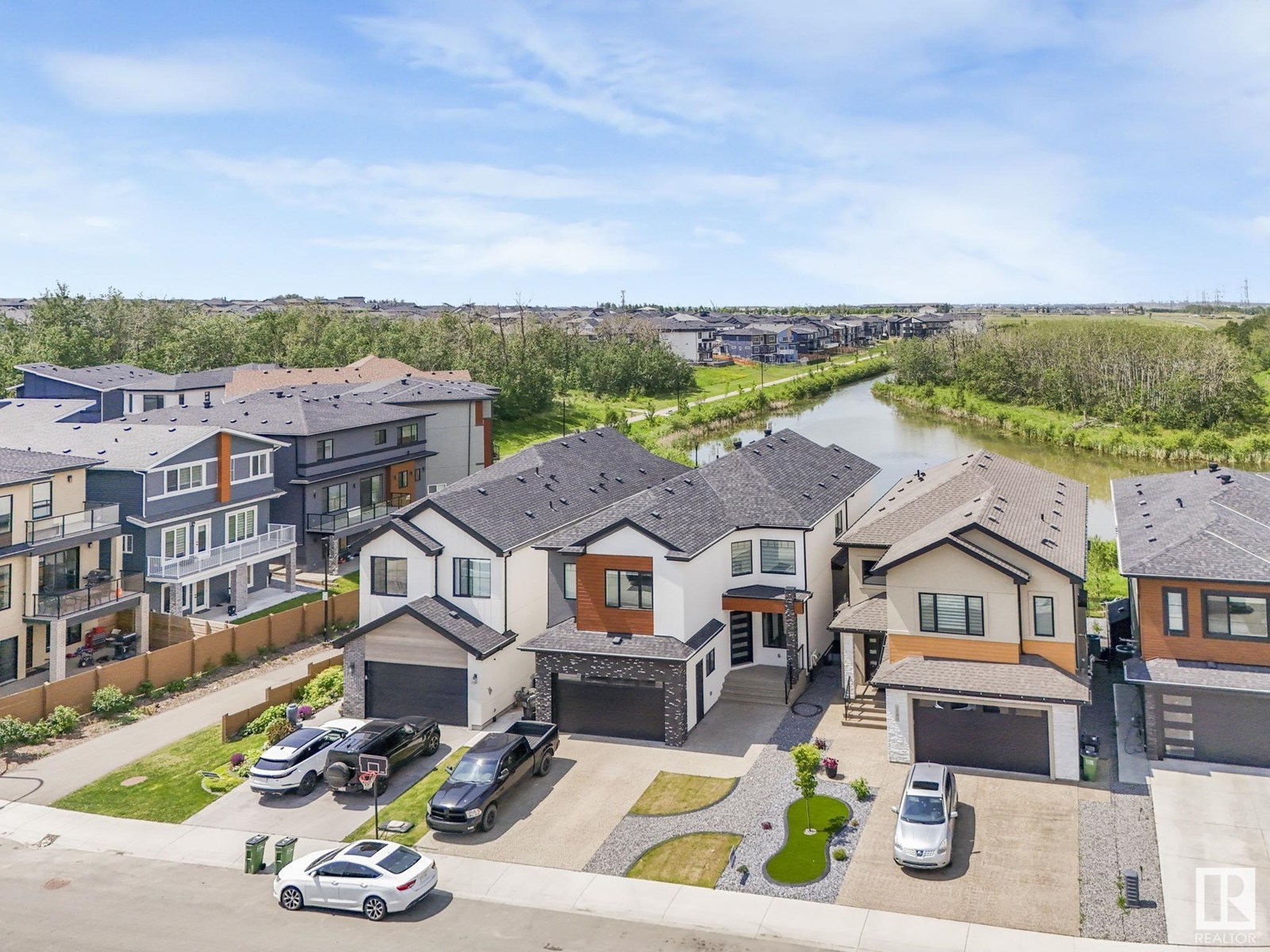 Photo 33 of 120 38 St Sw Sw, Edmonton AB