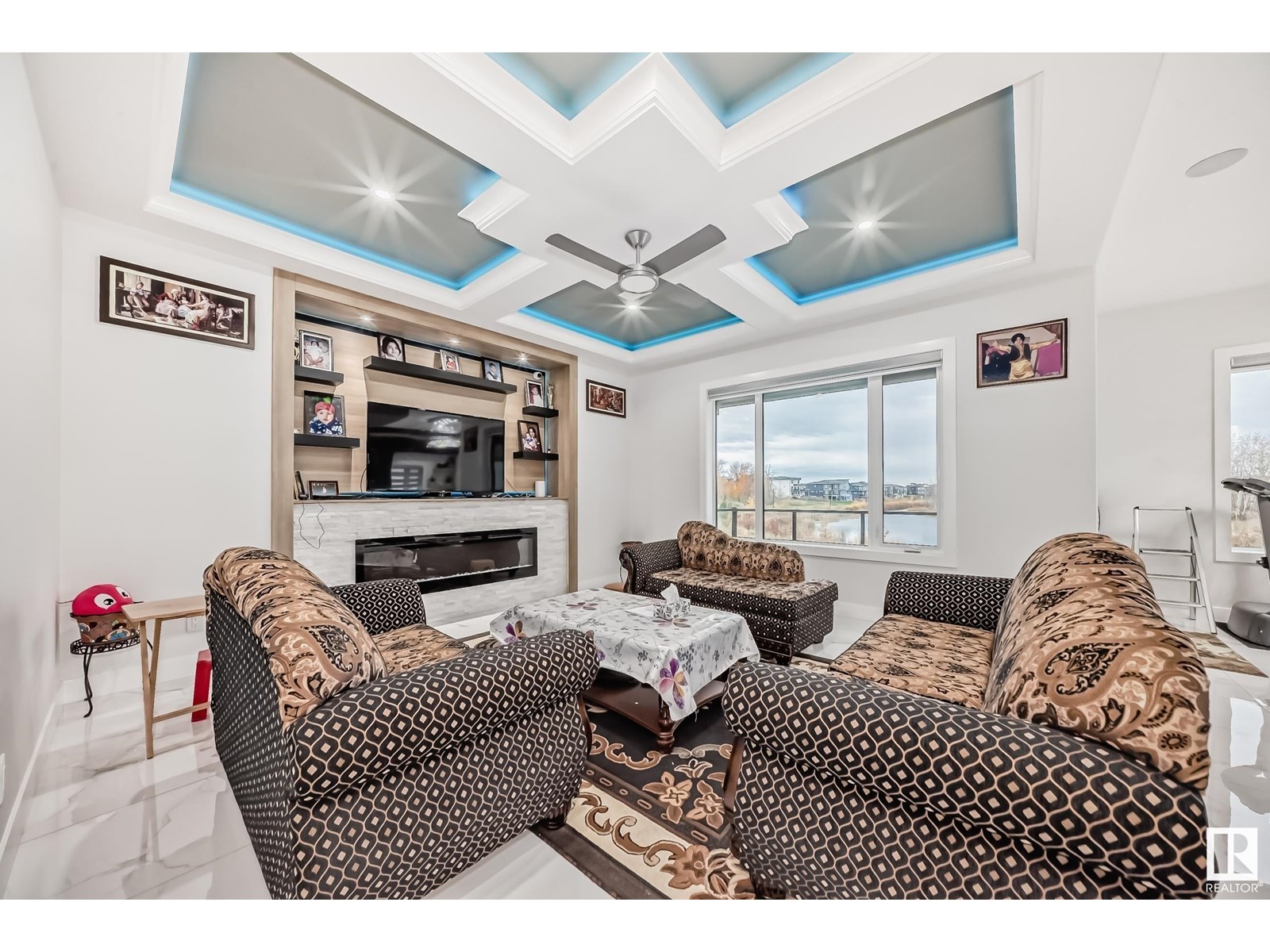 Photo 19 of 120 38 St Sw Sw, Edmonton AB
