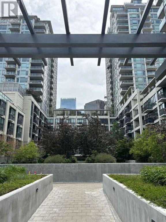 Single Family House for Sale in   Riverfront Avenue SW Chinatown Calgary 