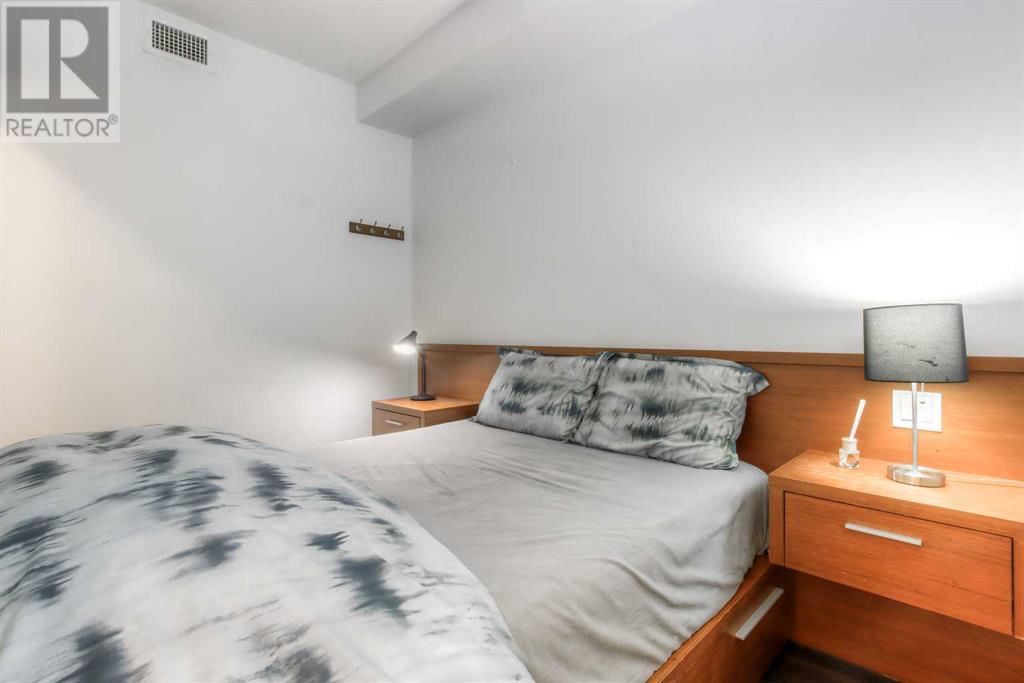 Single Family House for Sale in   Riverfront Avenue SW Chinatown Calgary 