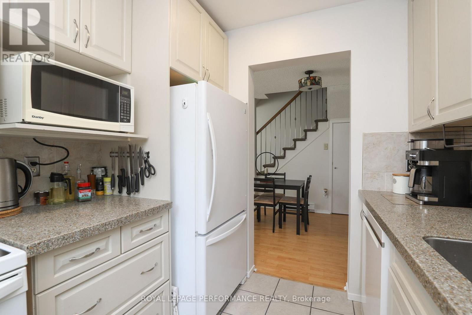 Photo 11 of A 2 Lovell Lane, Ottawa ON