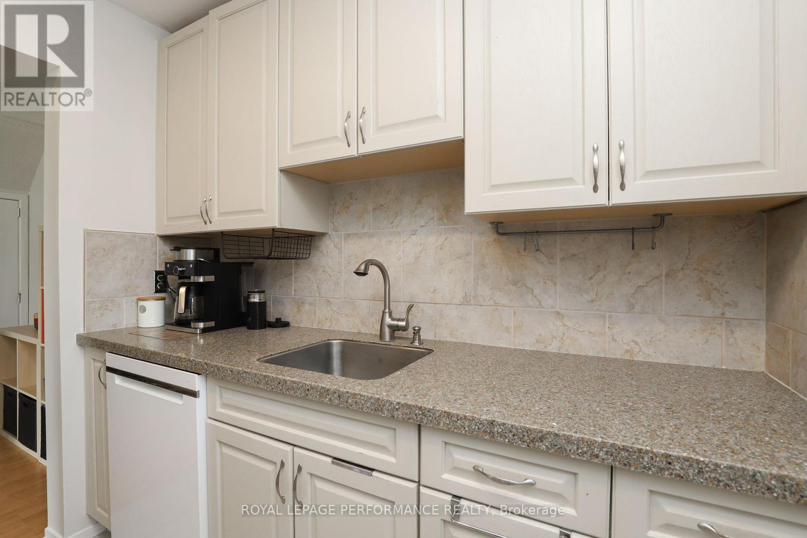Photo 13 of A 2 Lovell Lane, Ottawa ON