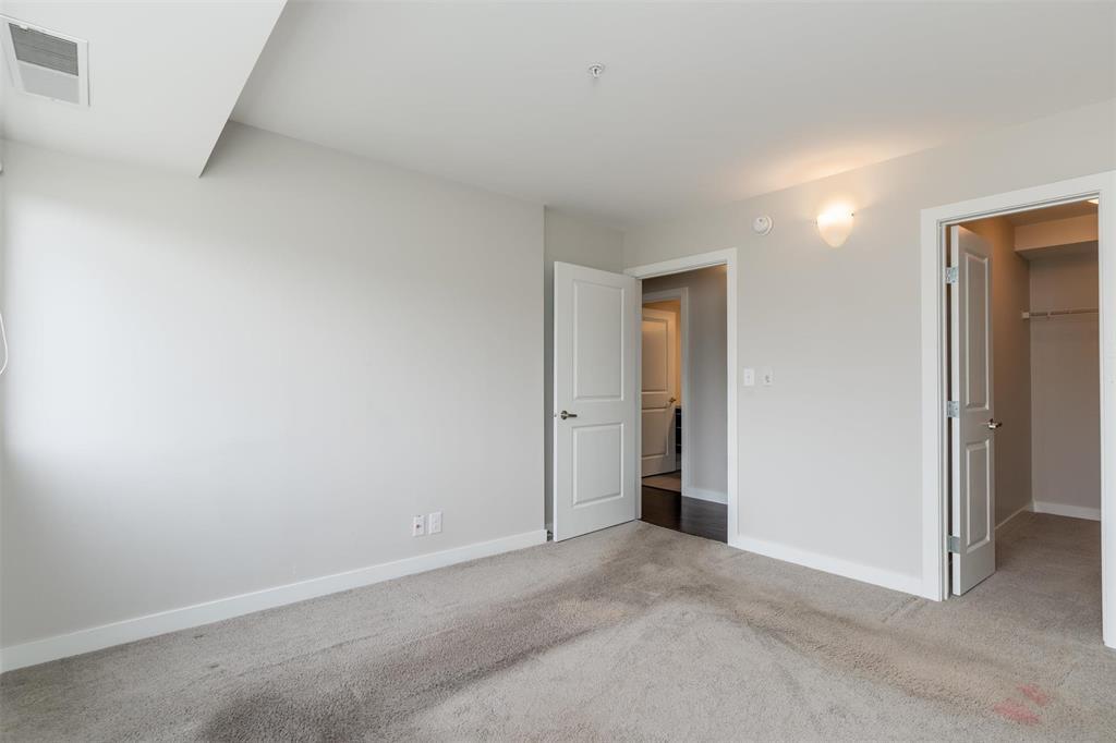 Photo 2 of 103 10 Linden Ridge Drive, Winnipeg MB