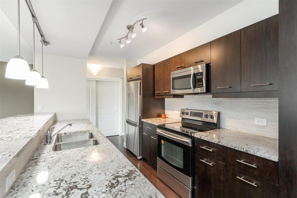 Photo 8 of 103 10 Linden Ridge Drive, Winnipeg MB