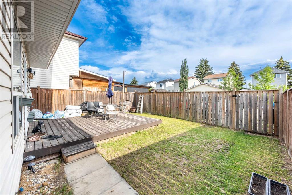 Single Family House 4 Level for Sale in  Erin Circle SE Erin Woods Calgary 
