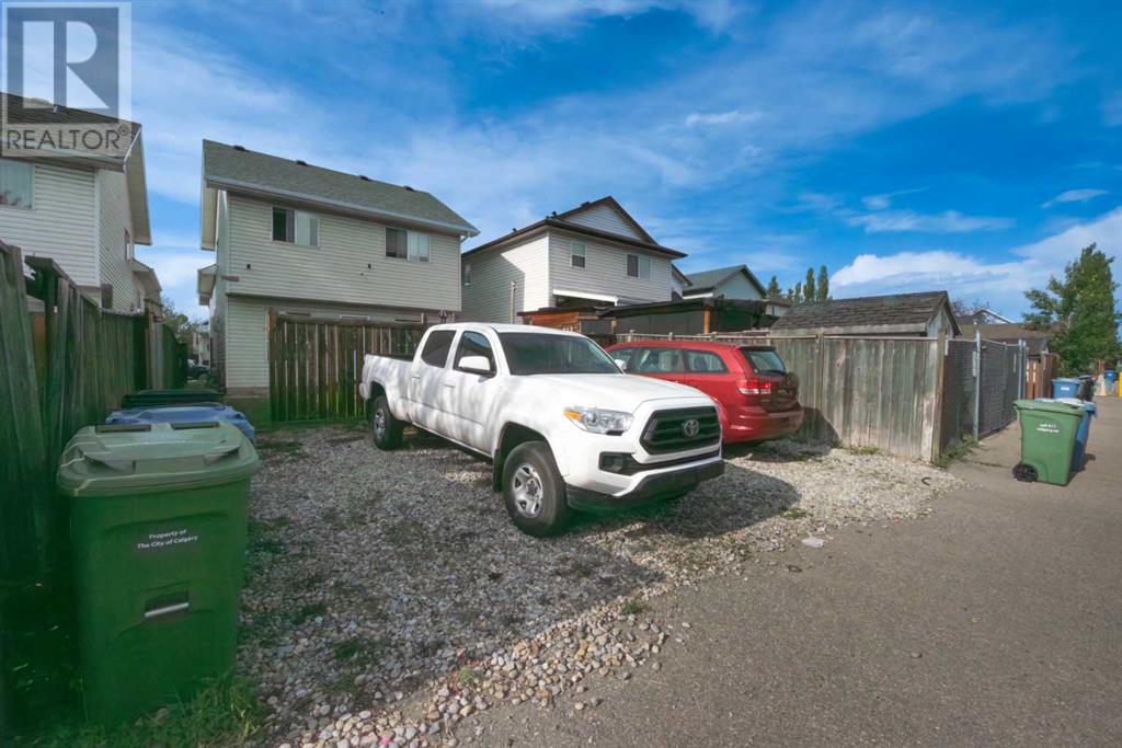 Single Family House 4 Level for Sale in  Erin Circle SE Erin Woods Calgary 