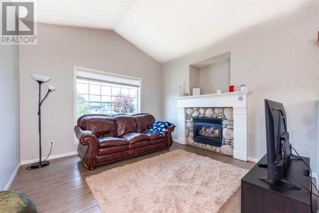 Single Family House 4 Level for Sale in  Erin Circle SE Erin Woods Calgary 