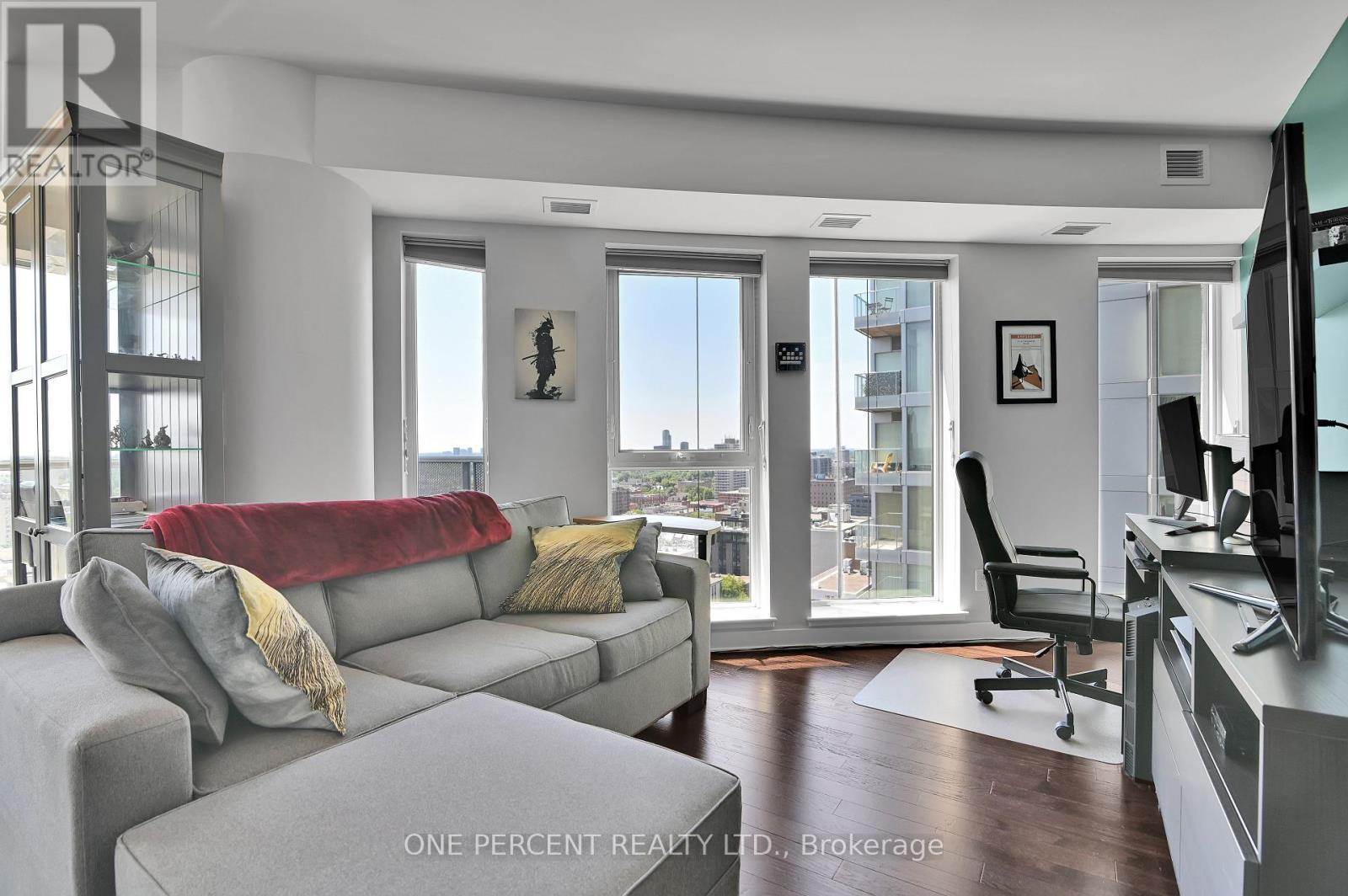 Photo 6 of 1905 40 Nepean Street, Ottawa ON