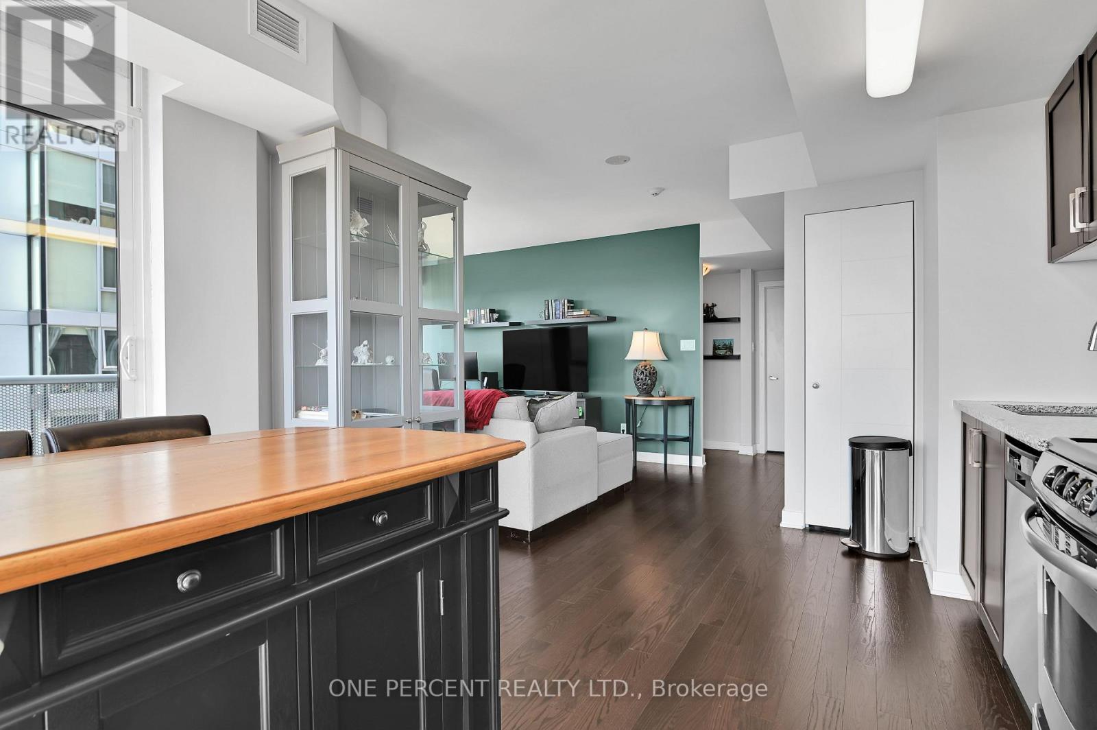 Photo 22 of 1905 40 Nepean Street, Ottawa ON