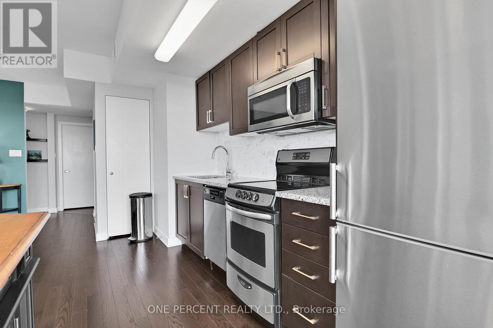 Photo 33 of 1905 40 Nepean Street, Ottawa ON