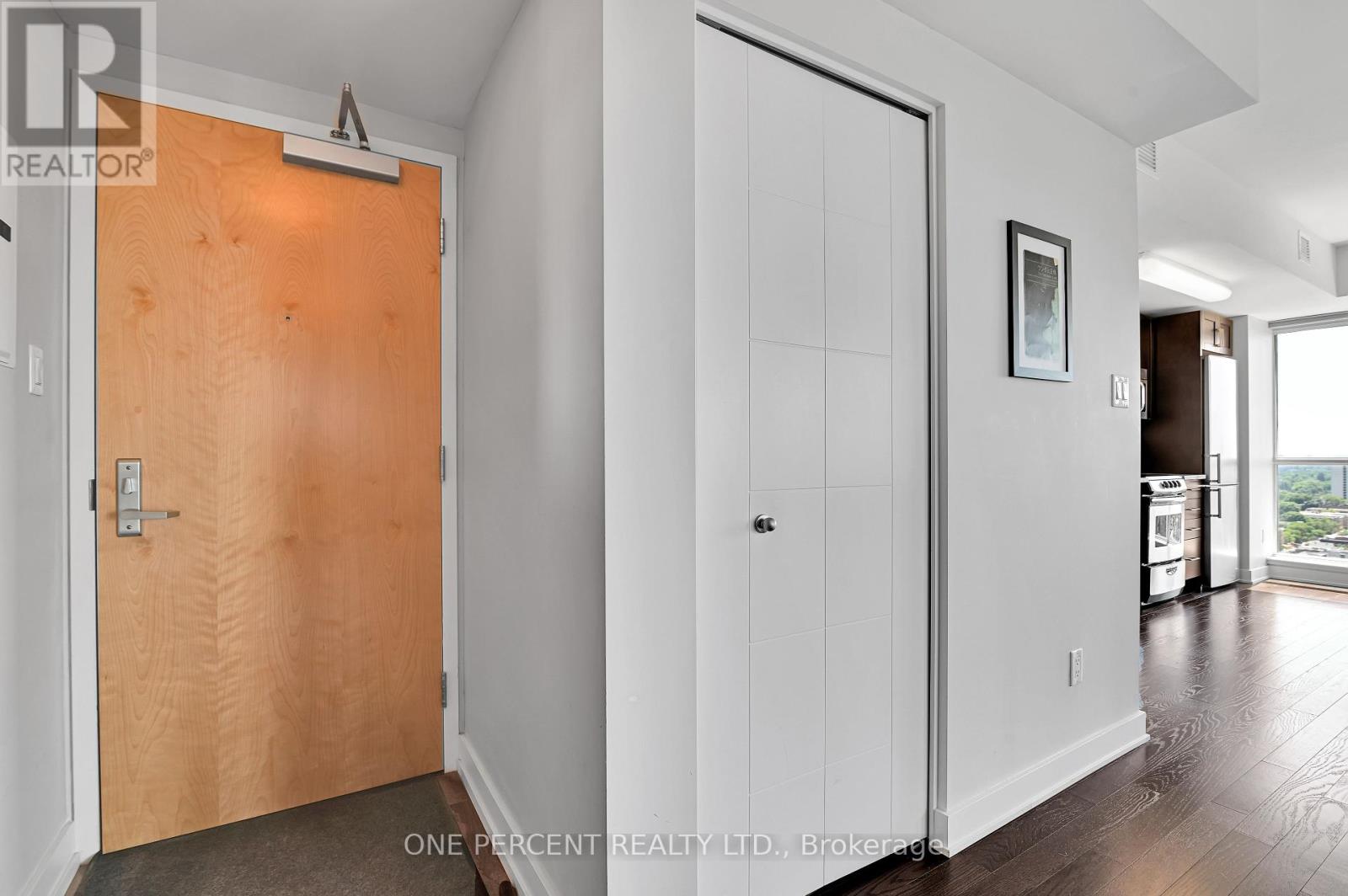 Photo 13 of 1905 40 Nepean Street, Ottawa ON