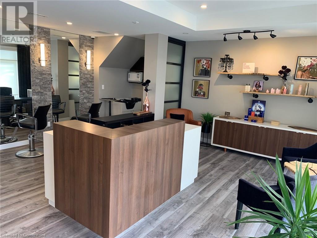 Photo 1 of 530 North Service Road Unit 4, Grimsby ON