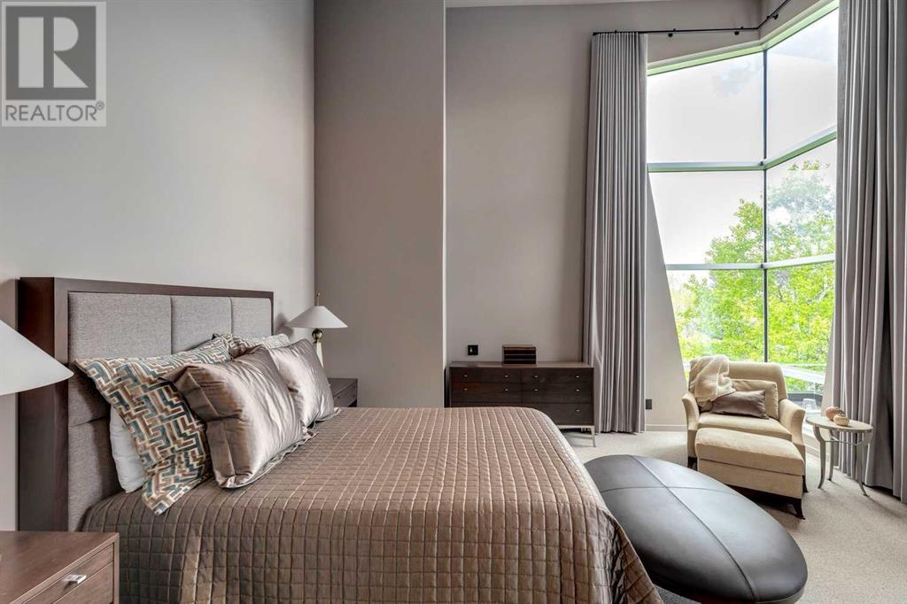 Single Family House for Sale in  Posthill Drive SW Springbank Hill Calgary 