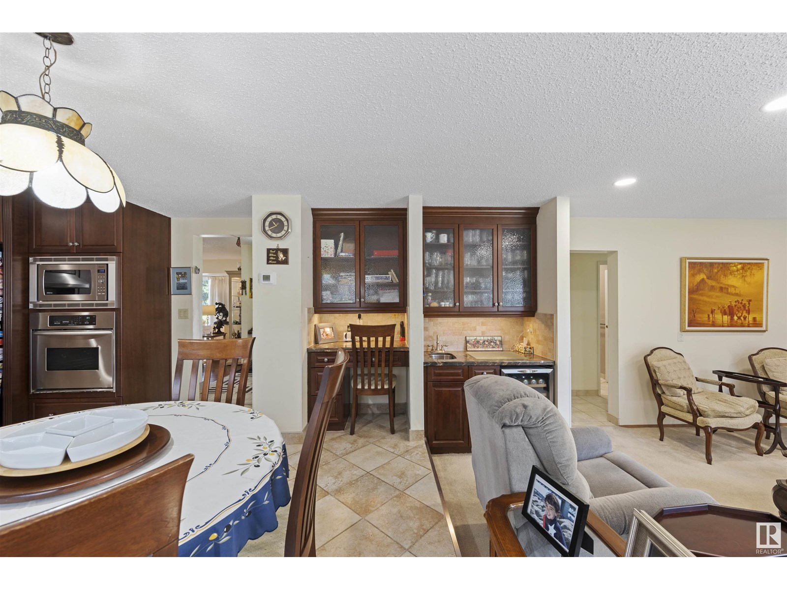 Photo 18 of 2811 125 St Nw, Edmonton AB