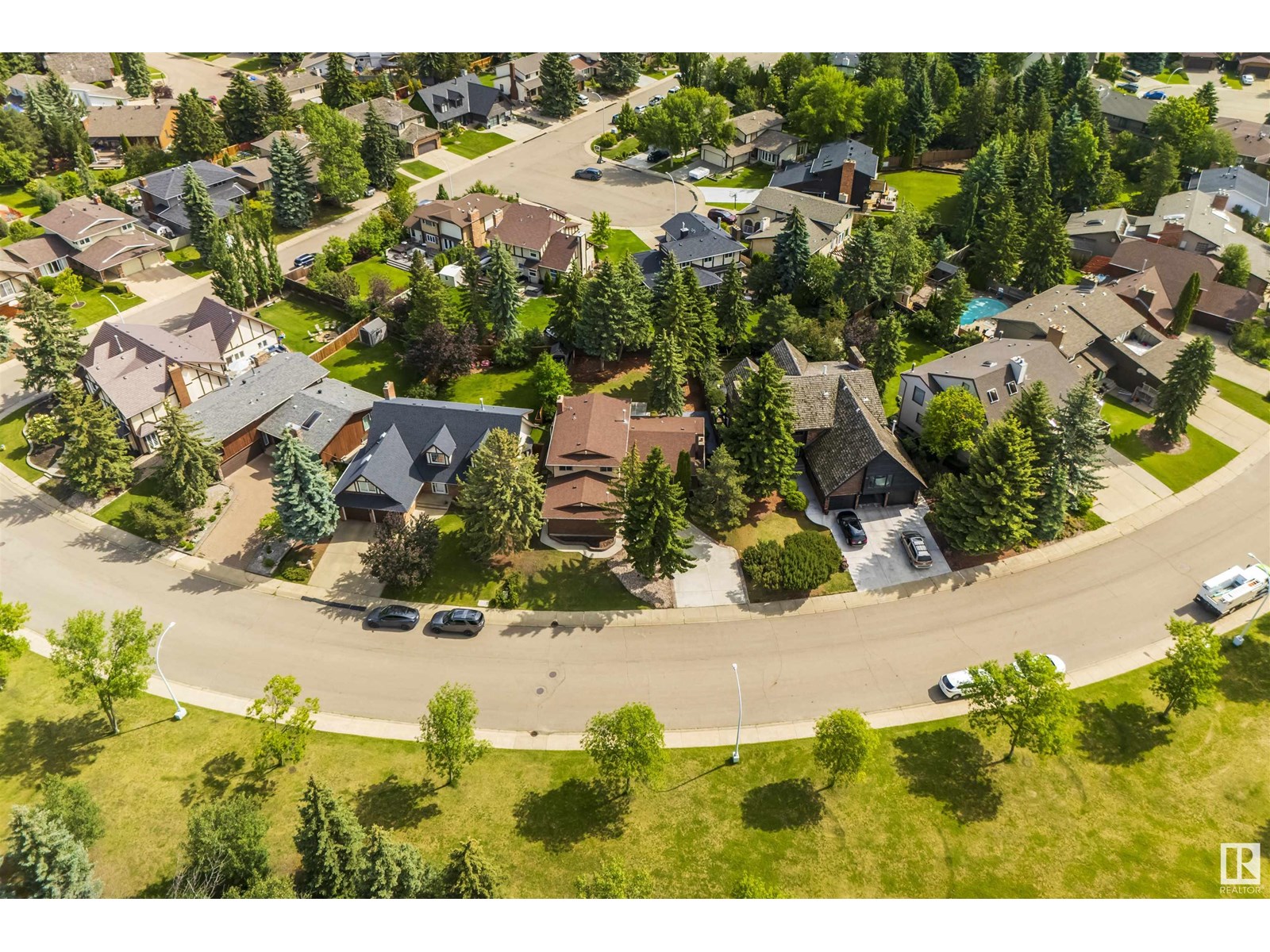 Photo 51 of 2811 125 St Nw, Edmonton AB