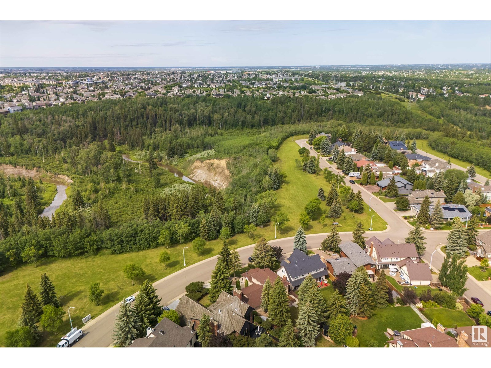 Photo 52 of 2811 125 St Nw, Edmonton AB