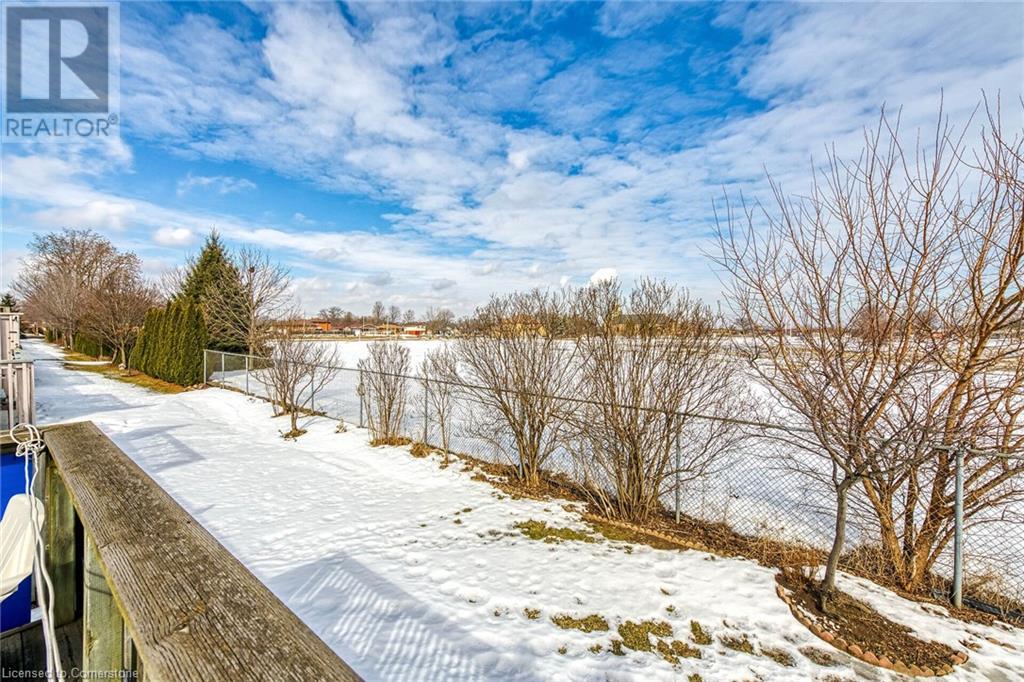 Photo 39 of 213 Nash Road S Unit 16, Hamilton ON