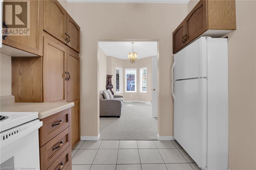 Photo 10 of 213 Nash Road S Unit 16, Hamilton ON