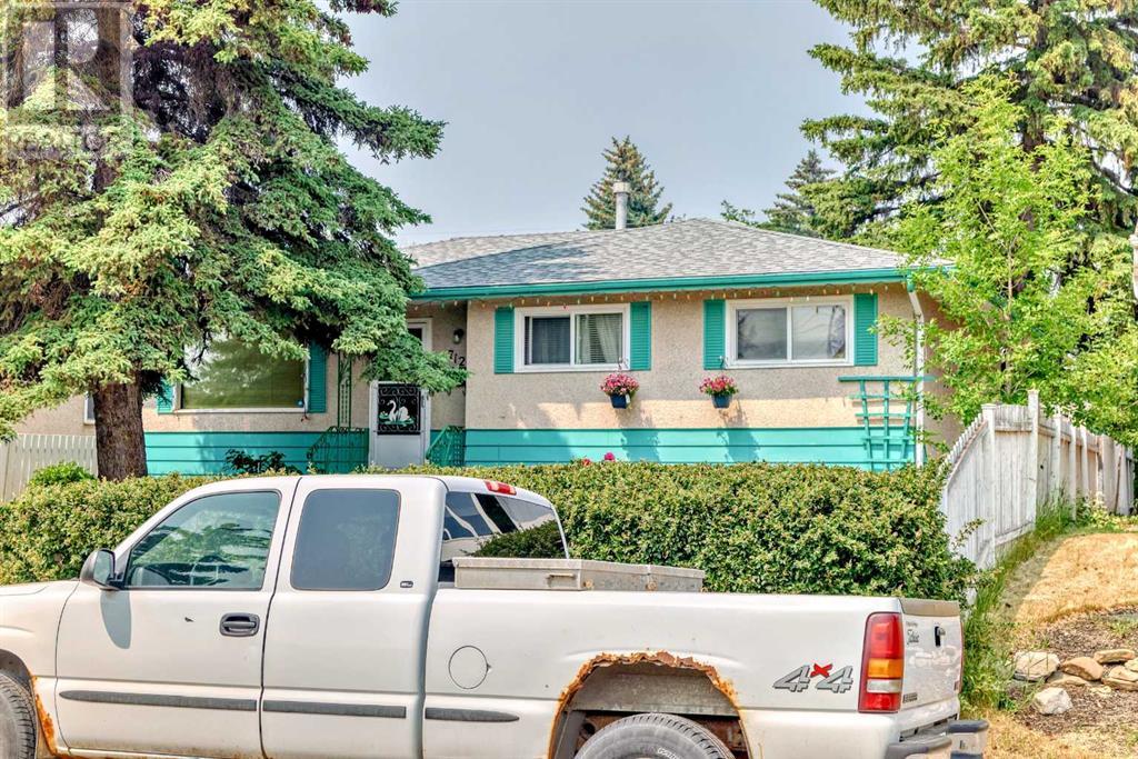 Single Family House Bungalow for Sale in  Avonlea Place SE Acadia Calgary 