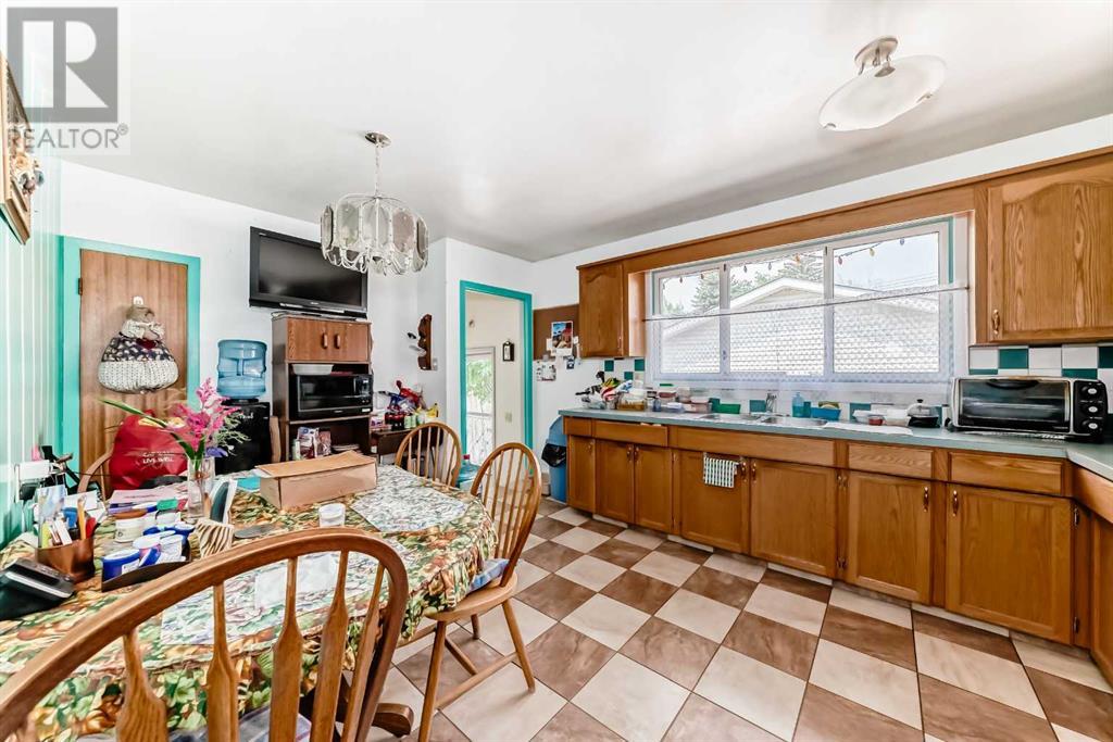 Single Family House Bungalow for Sale in  Avonlea Place SE Acadia Calgary 