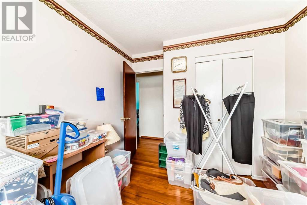Single Family House Bungalow for Sale in  Avonlea Place SE Acadia Calgary 