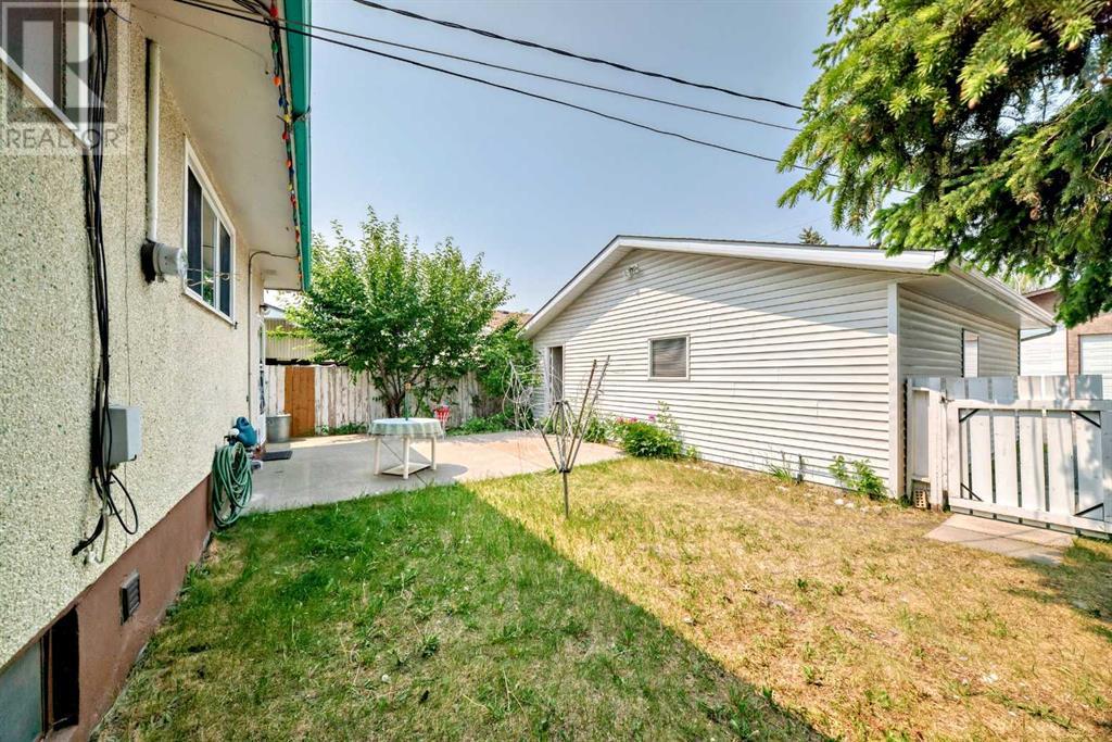 Single Family House Bungalow for Sale in  Avonlea Place SE Acadia Calgary 