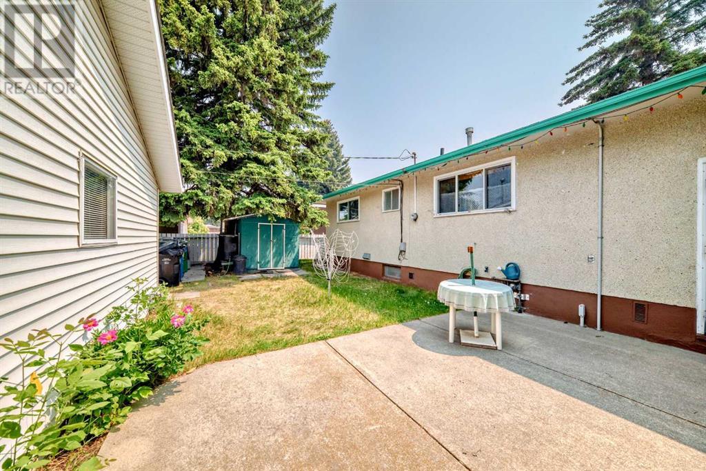Single Family House Bungalow for Sale in  Avonlea Place SE Acadia Calgary 