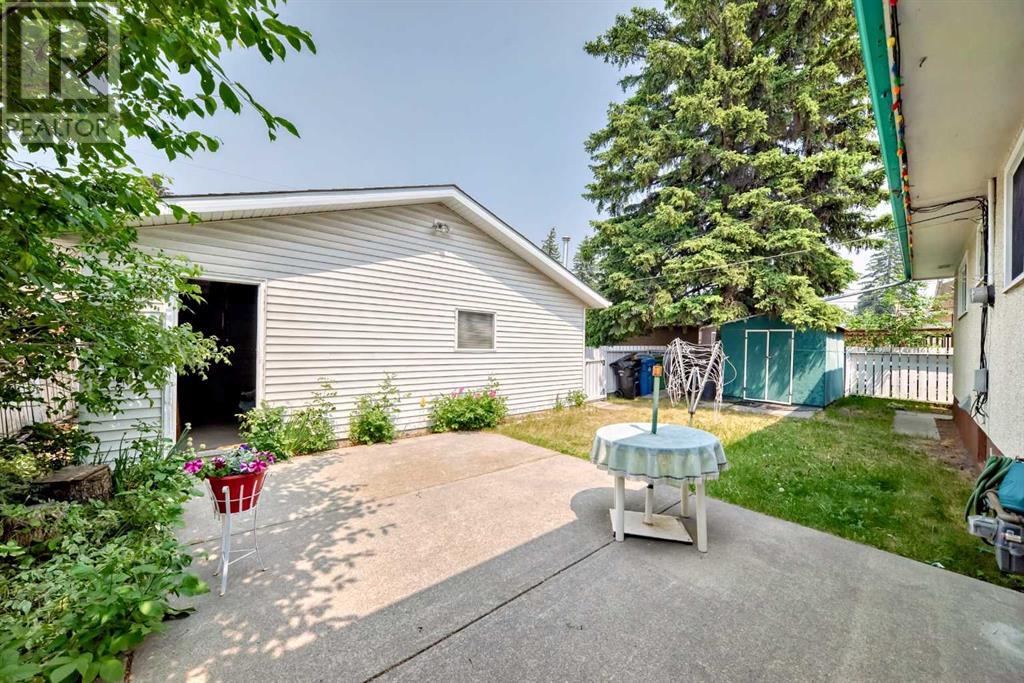 Single Family House Bungalow for Sale in  Avonlea Place SE Acadia Calgary 