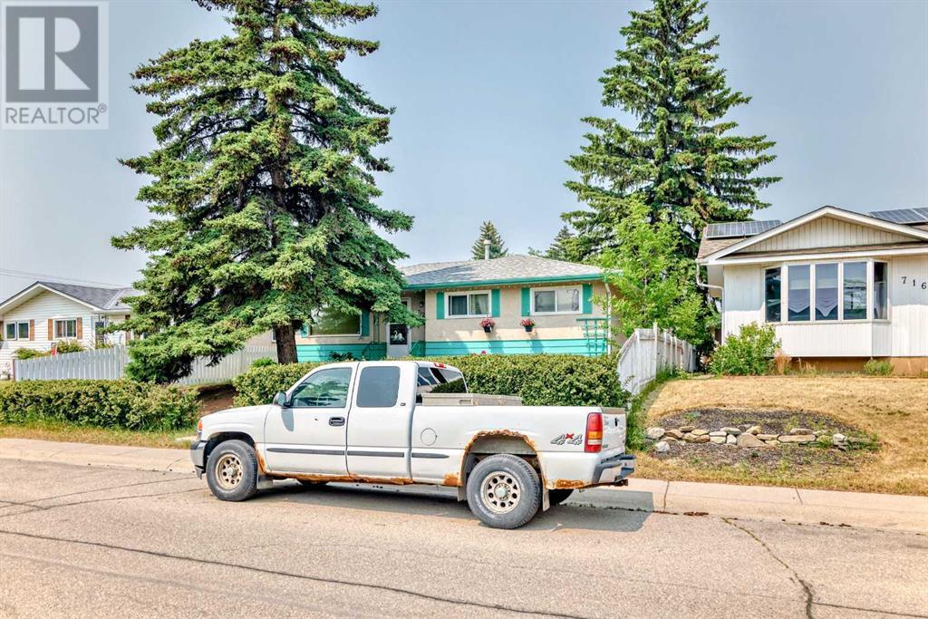 Single Family House Bungalow for Sale in  Avonlea Place SE Acadia Calgary 
