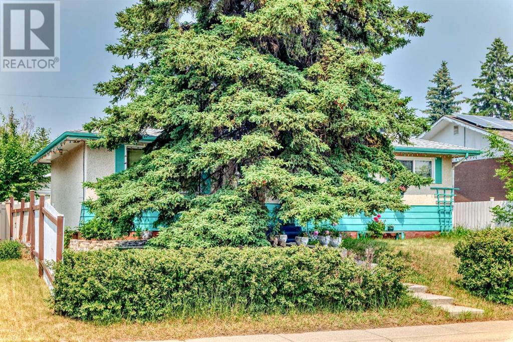 Single Family House Bungalow for Sale in  Avonlea Place SE Acadia Calgary 