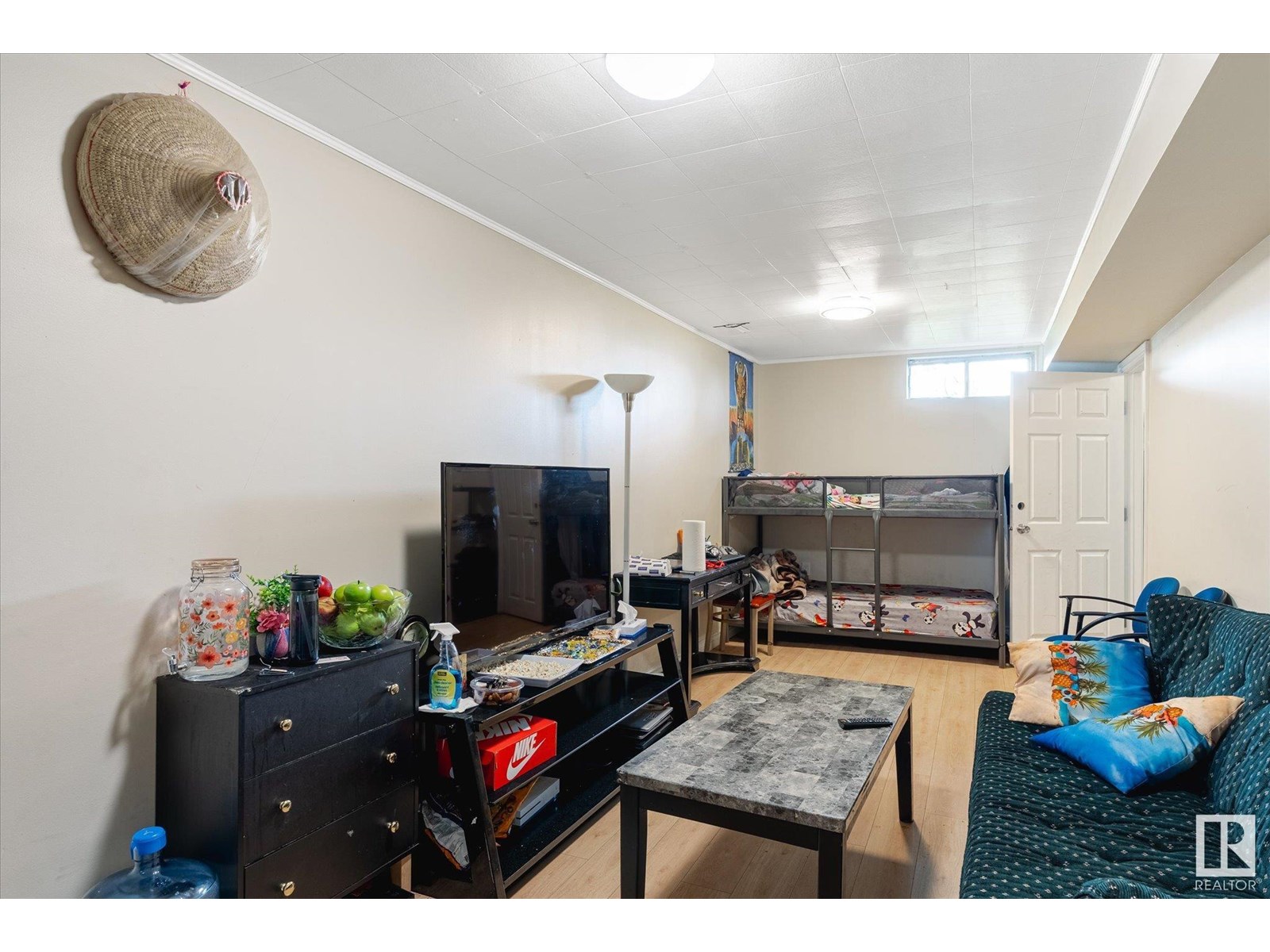 11607 137 AV NW - Image 19
