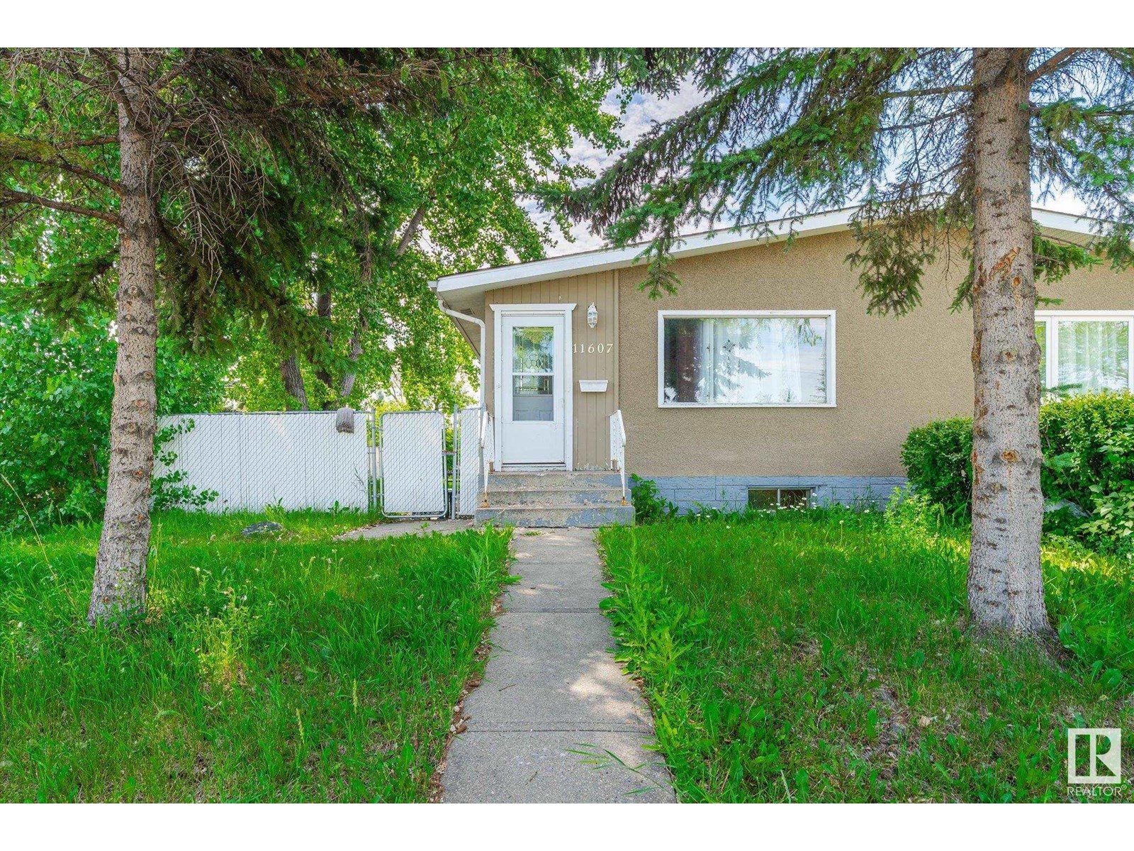 11607 137 AV NW - Image 3