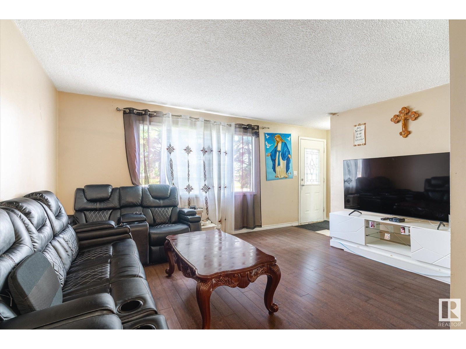 11607 137 AV NW - Image 4