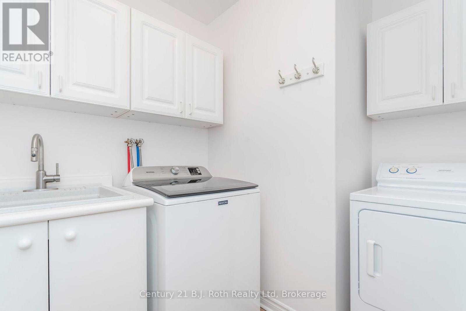 Photo 32 of 997 Whitney Crescent, Midland ON