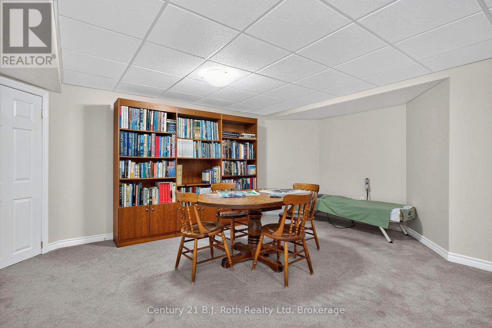 Photo 31 of 997 Whitney Crescent, Midland ON