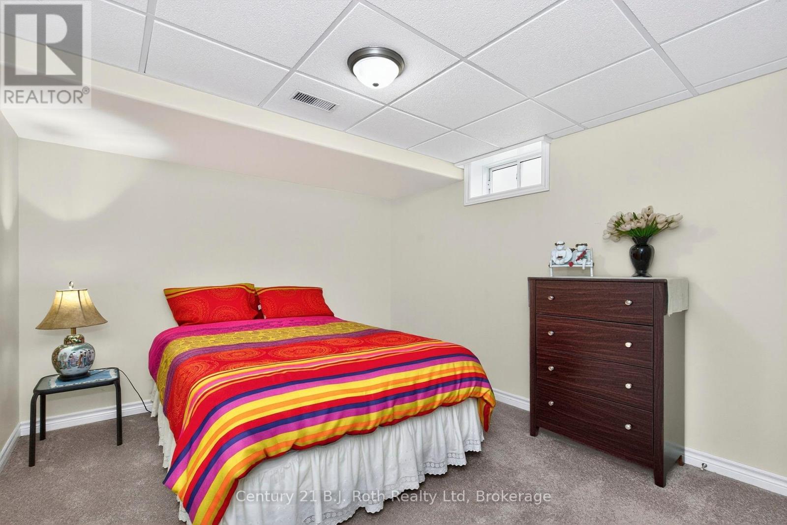 Photo 15 of 997 Whitney Crescent, Midland ON