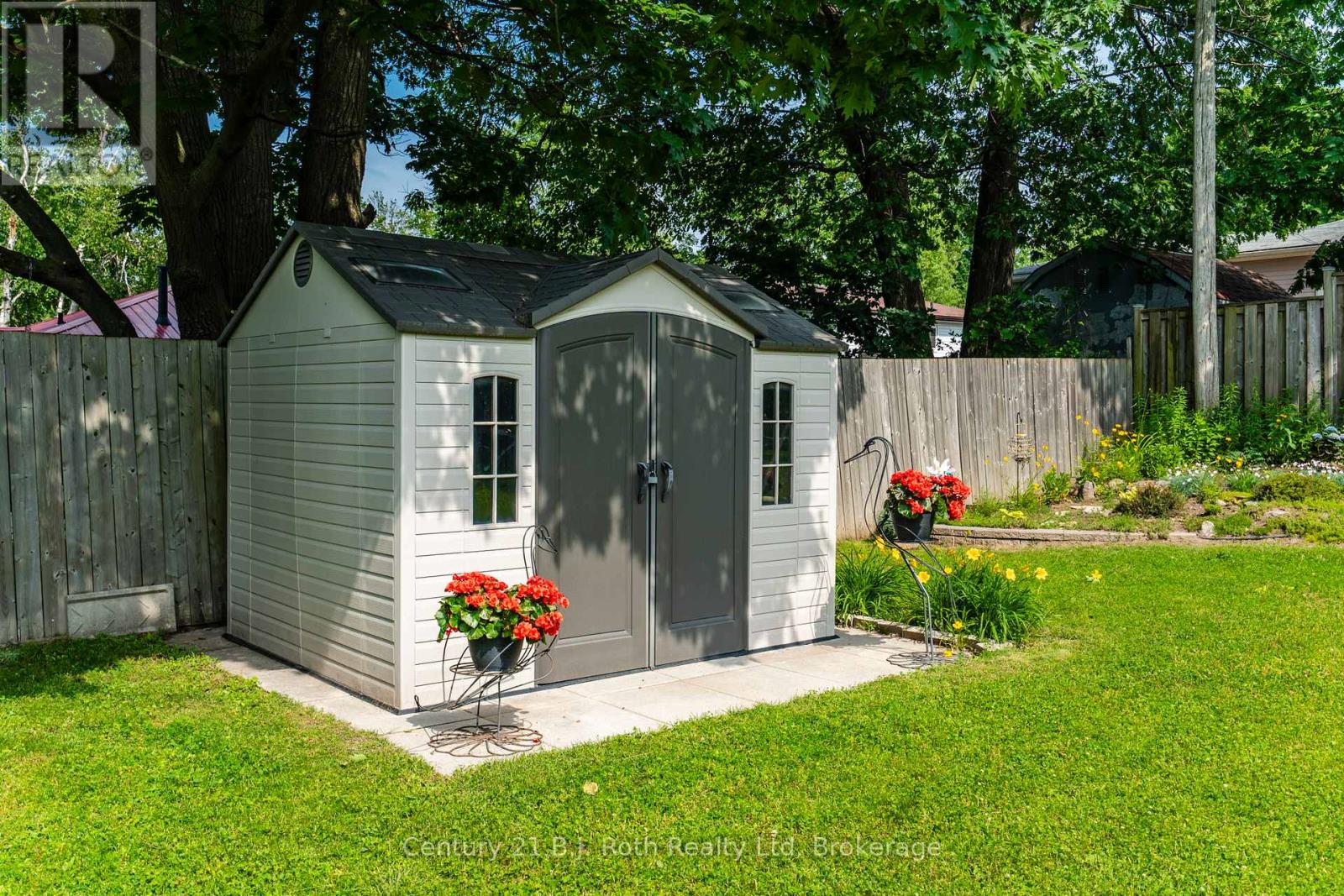 Photo 21 of 997 Whitney Crescent, Midland ON