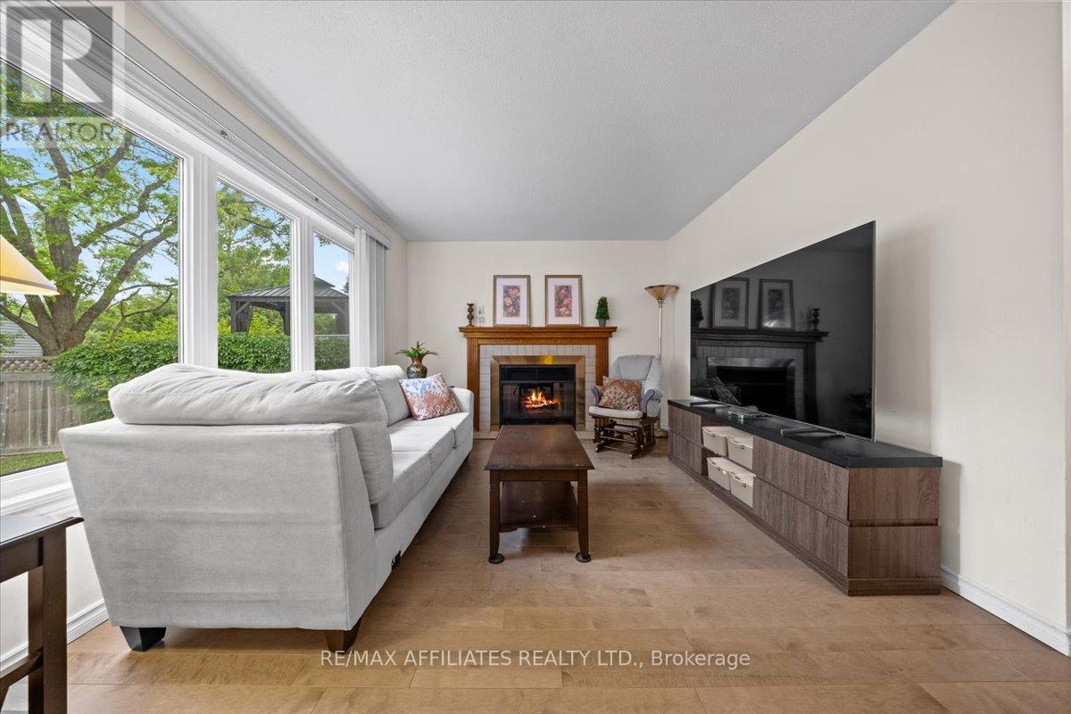 Photo 35 of 1293 Parc Du Village Road, Ottawa ON