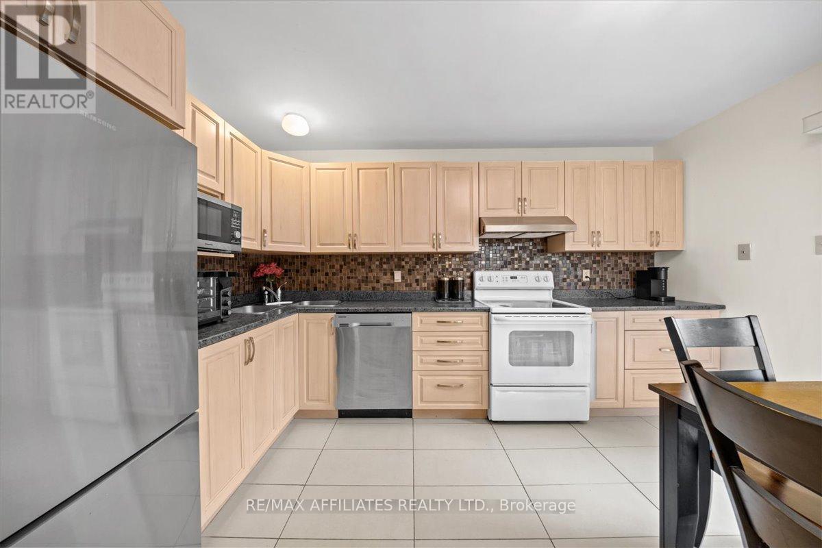 Photo 11 of 1293 Parc Du Village Road, Ottawa ON