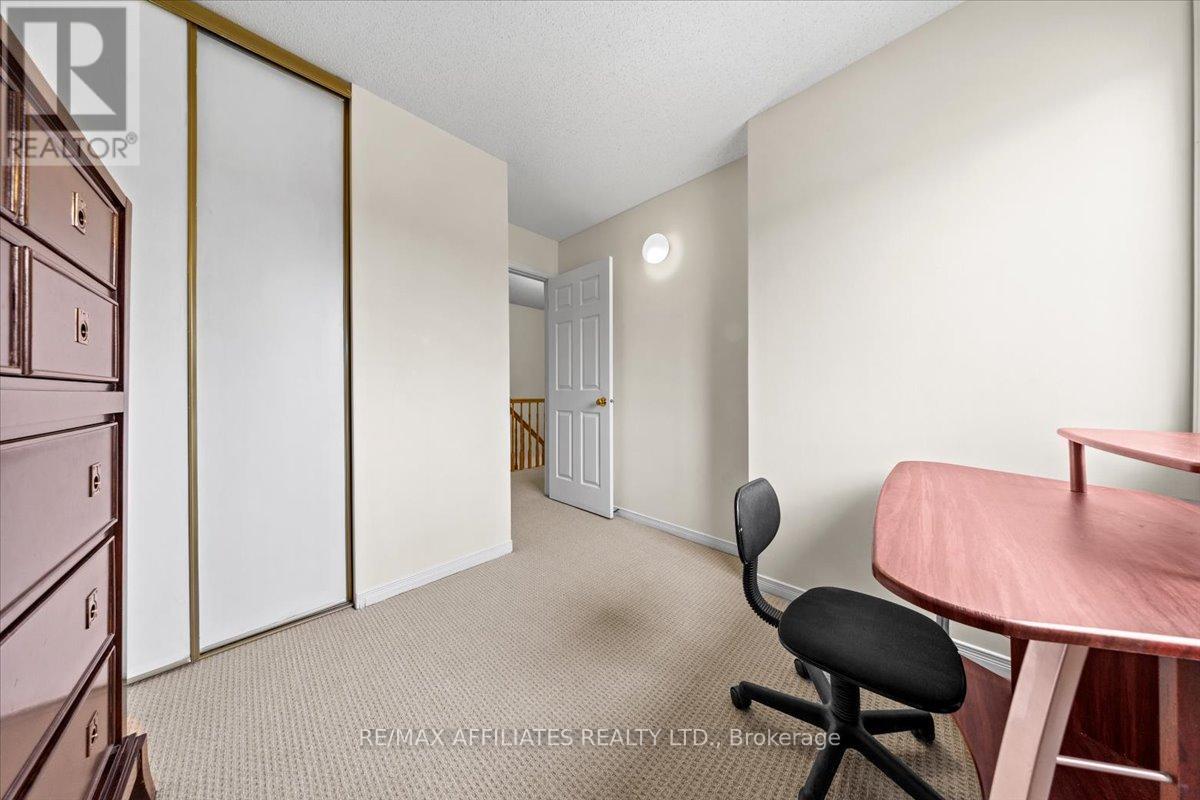 Photo 6 of 1293 Parc Du Village Road, Ottawa ON