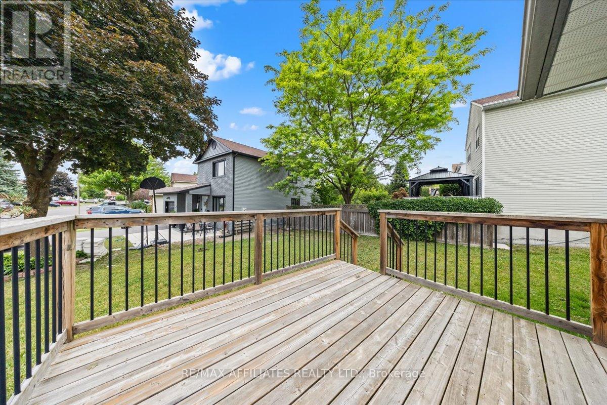 Photo 14 of 1293 Parc Du Village Road, Ottawa ON