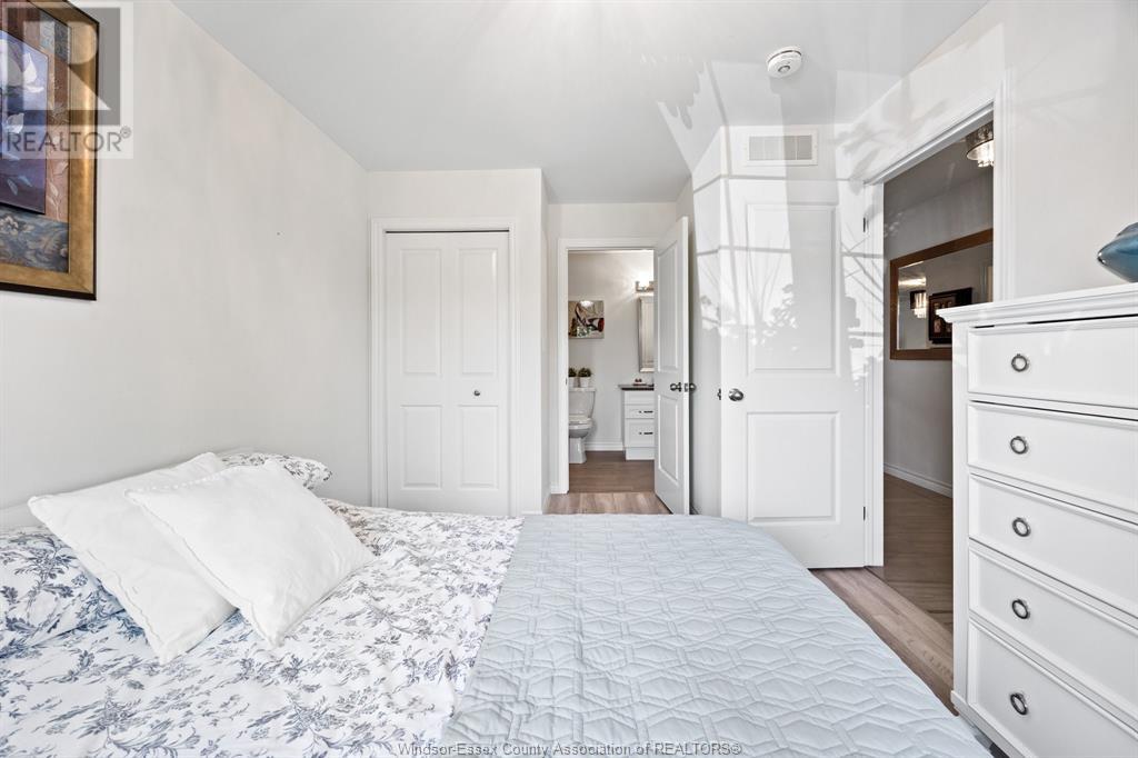 Photo 17 of 1137 Bridalfalls, Windsor ON
