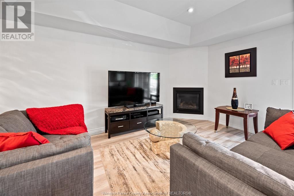 Photo 11 of 1137 Bridalfalls, Windsor ON