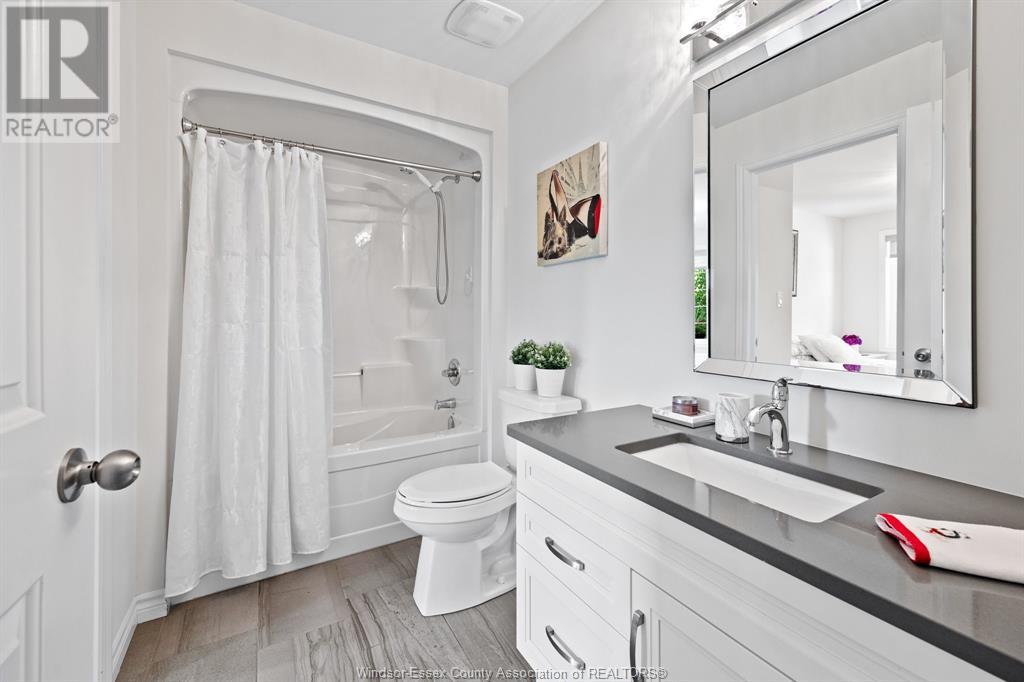 Photo 18 of 1137 Bridalfalls, Windsor ON