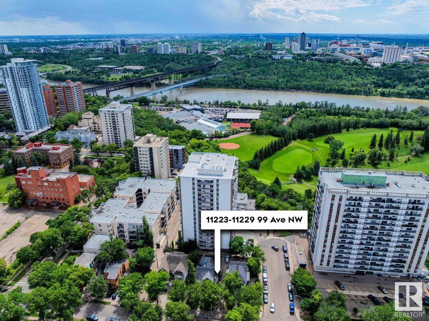Photo 7 of 11229 99 Av Nw, Edmonton AB